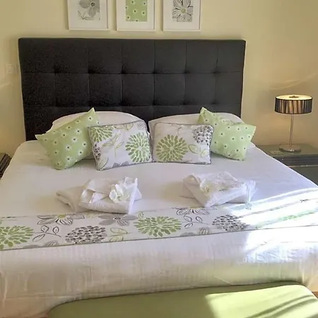 Sleeps 4 With Pool Air Con And Wifi * Vilamoura