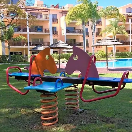 Sleeps 4 With Pool Air Con And Wifi Lejlighed Vilamoura