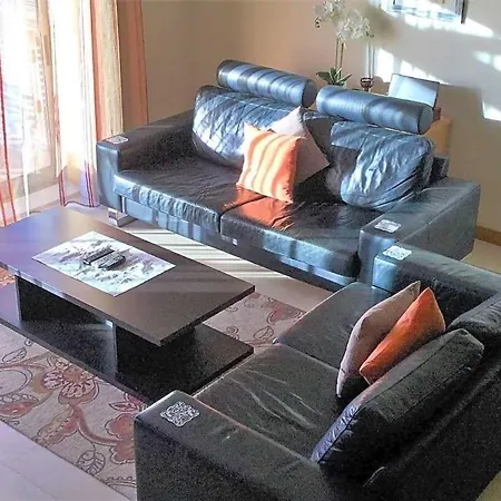 Sleeps 4 With Pool Air Con And Wifi Lejlighed